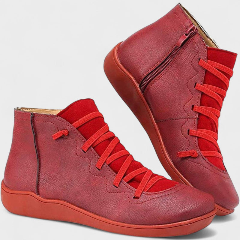 Laura Botas rojas